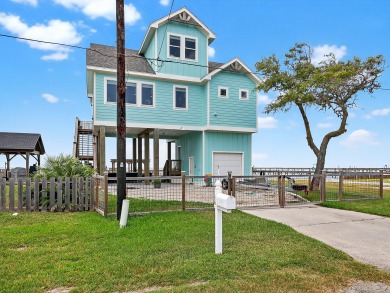 Lake House 3BR Bay Front Retreat w Pool, Lighted Fishing Pier, Kayaks & Pet-Friendly!, , on  in Texas - Lakehouse Vacation Rental - Lake Home for rent on LakeHouseVacations.com