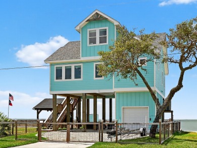 Lake House 3BR Bay Front Retreat w Pool, Lighted Fishing Pier, Kayaks & Pet-Friendly!, , on  in Texas - Lakehouse Vacation Rental - Lake Home for rent on LakeHouseVacations.com