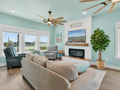 Lake House 3BR Bay Front Retreat w Pool, Lighted Fishing Pier, Kayaks & Pet-Friendly!, , on  in Texas - Lakehouse Vacation Rental - Lake Home for rent on LakeHouseVacations.com