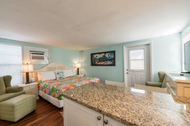 Lake House Spacious Studio-King Bed-Beach, , on  in Florida - Lakehouse Vacation Rental - Lake Home for rent on LakeHouseVacations.com