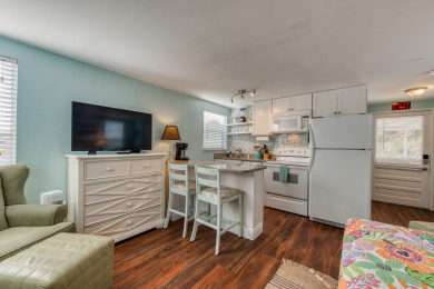 Lake House Spacious Studio-King Bed-Beach, , on  in Florida - Lakehouse Vacation Rental - Lake Home for rent on LakeHouseVacations.com