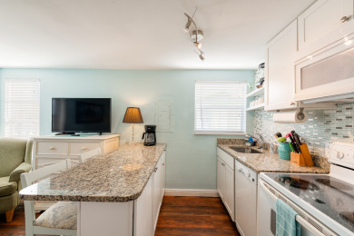 Lake House Spacious Studio-King Bed-Beach, , on  in Florida - Lakehouse Vacation Rental - Lake Home for rent on LakeHouseVacations.com