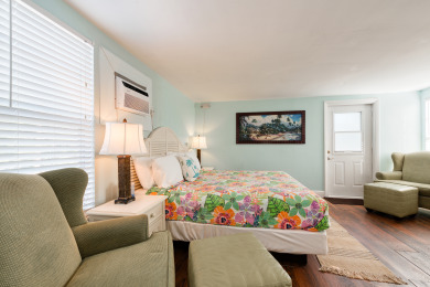 Lake House Spacious Studio-King Bed-Beach, , on  in Florida - Lakehouse Vacation Rental - Lake Home for rent on LakeHouseVacations.com
