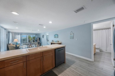Lake House 3 Bedroom 2 Bath Beach View #105 Beach Place Condos, , on  in Florida - Lakehouse Vacation Rental - Lake Home for rent on LakeHouseVacations.com