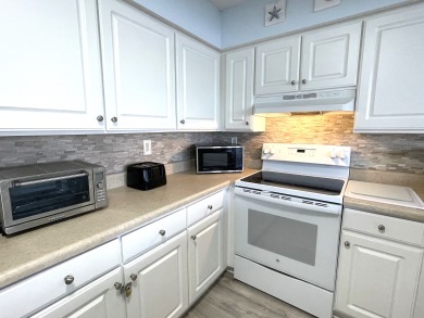 Lake House Splash into summer at Jubilee Landing-boat friendly-pool-Orange Beach, , on  in Alabama - Lakehouse Vacation Rental - Lake Home for rent on LakeHouseVacations.com