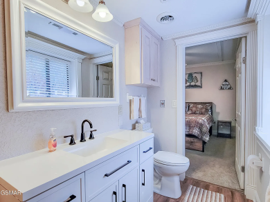 Lake House Luxury 3 Bedroom Condo near Ober Mountain Ski Resort!, , on  in Tennessee - Lakehouse Vacation Rental - Lake Home for rent on LakeHouseVacations.com