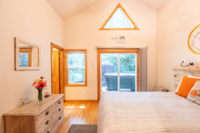 Lake House Vino Velo Captivating Cabin in Redwoods! Cozy & Dynamic! HtTbPupWiFi, , on  in California - Lakehouse Vacation Rental - Lake Home for rent on LakeHouseVacations.com