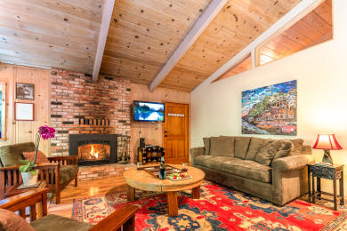 Lake House G's River View!On River Near, Golf Course! Enchanting & Fun and NEW Cabin! , , on  in California - Lakehouse Vacation Rental - Lake Home for rent on LakeHouseVacations.com