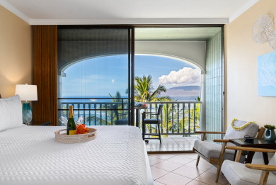 Lake House Lahaina Shores Oceanfront Studio 617, , on  in Hawaii - Lakehouse Vacation Rental - Lake Home for rent on LakeHouseVacations.com