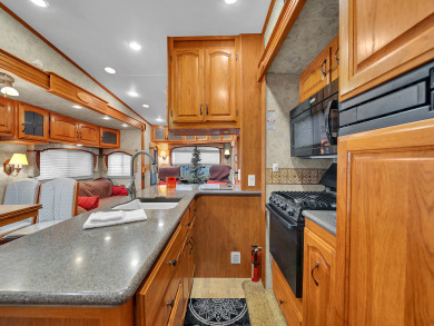Lake House Glamping with Hot Tub, WIFI, firepit Perfect for Campers & Nature Lovers , , on  in Tennessee - Lakehouse Vacation Rental - Lake Home for rent on LakeHouseVacations.com