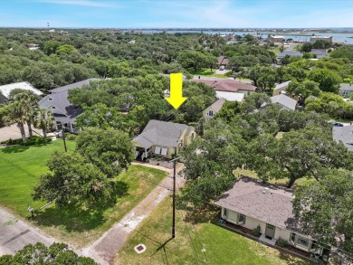 Lake House Charming Historic Beach Treehouse Walk to the Shore & Local Dining!, , on  in Texas - Lakehouse Vacation Rental - Lake Home for rent on LakeHouseVacations.com