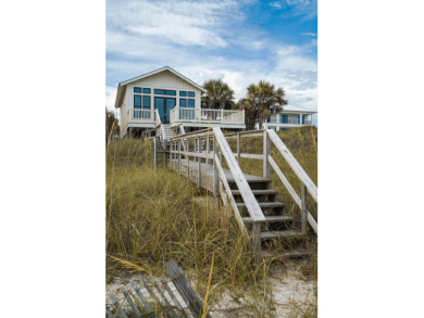 Lake House The Love Shack - Gulf Front w Direct Beach Access! Perfect Couples Getaway!, , on  in Florida - Lakehouse Vacation Rental - Lake Home for rent on LakeHouseVacations.com