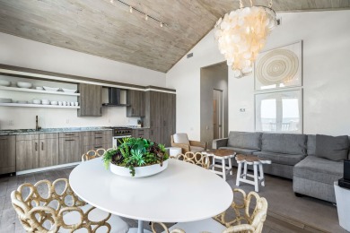 Lake House The Love Shack - Gulf Front w Direct Beach Access! Perfect Couples Getaway!, , on  in Florida - Lakehouse Vacation Rental - Lake Home for rent on LakeHouseVacations.com