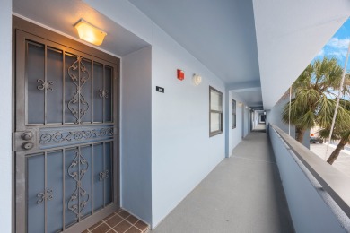 Lake House Beachfront Condo, Walk to John's Pass, , on  in Florida - Lakehouse Vacation Rental - Lake Home for rent on LakeHouseVacations.com