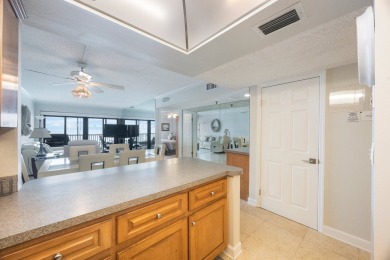 Lake House Beachfront Condo, Walk to John's Pass, , on  in Florida - Lakehouse Vacation Rental - Lake Home for rent on LakeHouseVacations.com