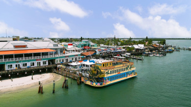 Lake House Beachfront Condo, Walk to John's Pass, , on  in Florida - Lakehouse Vacation Rental - Lake Home for rent on LakeHouseVacations.com