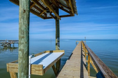 Lake House This one story home is located on the waterfront of Copano Bay. Private Pier, , on  in Texas - Lakehouse Vacation Rental - Lake Home for rent on LakeHouseVacations.com