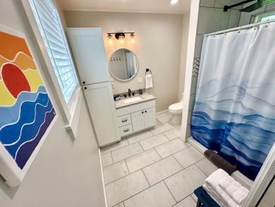 Lake House Barefoot Beach House at Richardson's Beach , , on  in Hawaii - Lakehouse Vacation Rental - Lake Home for rent on LakeHouseVacations.com