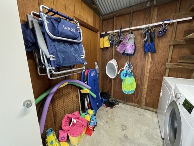 Lake House Barefoot Beach House at Richardson's Beach , , on  in Hawaii - Lakehouse Vacation Rental - Lake Home for rent on LakeHouseVacations.com