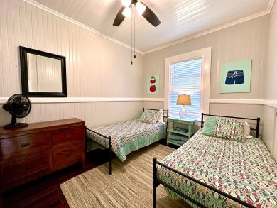 Lake House Barefoot Beach House at Richardson's Beach , , on  in Hawaii - Lakehouse Vacation Rental - Lake Home for rent on LakeHouseVacations.com