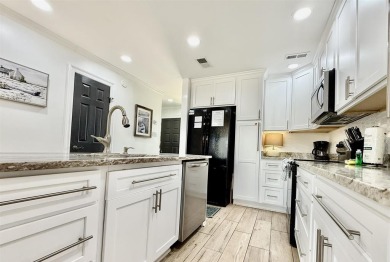 Lake House Additional photos coming soon! Remodeled 2BR2BA Condo in Gulf Shores, , on  in Alabama - Lakehouse Vacation Rental - Lake Home for rent on LakeHouseVacations.com