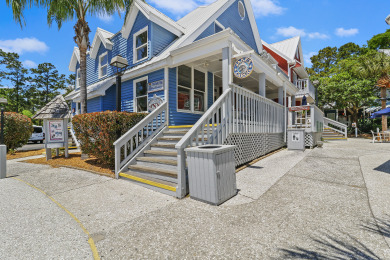 Lake House Sunlight filled villa overlooking the Calibogue Sound, steps from South Beach, , on  in South Carolina - Lakehouse Vacation Rental - Lake Home for rent on LakeHouseVacations.com