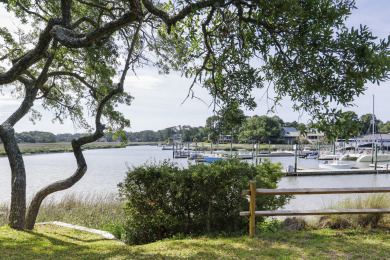Lake House Sunlight filled villa overlooking the Calibogue Sound, steps from South Beach, , on  in South Carolina - Lakehouse Vacation Rental - Lake Home for rent on LakeHouseVacations.com