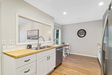 Lake House Stunning pet friendly home, centrally located, great golf course views!, , on  in South Carolina - Lakehouse Vacation Rental - Lake Home for rent on LakeHouseVacations.com