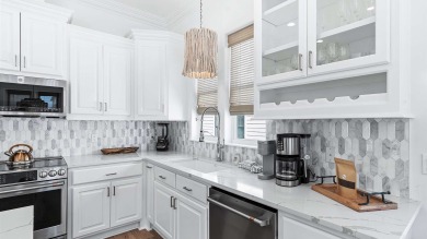 Lake House Pompano in Paradise - Beach 3-min Walk, Community Pool, 2 Balconies, 4 Bikes, , on  in Florida - Lakehouse Vacation Rental - Lake Home for rent on LakeHouseVacations.com