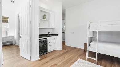 Lake House Pompano in Paradise - Beach 3-min Walk, Community Pool, 2 Balconies, 4 Bikes, , on  in Florida - Lakehouse Vacation Rental - Lake Home for rent on LakeHouseVacations.com