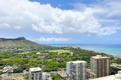 Lake House Gorgeous Waikiki Ocean View! Full Kitchen, Free Wi-Fi, Close to Beach!, , on  in Hawaii - Lakehouse Vacation Rental - Lake Home for rent on LakeHouseVacations.com