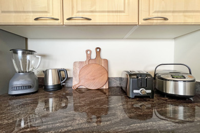 Lake House Gorgeous Waikiki Ocean View! Full Kitchen, Free Wi-Fi, Close to Beach!, , on  in Hawaii - Lakehouse Vacation Rental - Lake Home for rent on LakeHouseVacations.com