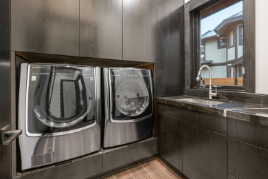 Lake House New 5-STAR Lakefront Home! Hot Tub. Luxury. 4,500 sqft!, , on  in California - Lakehouse Vacation Rental - Lake Home for rent on LakeHouseVacations.com