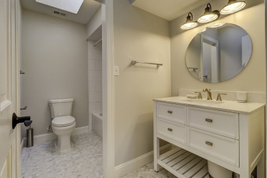 Lake House Spacious home on the 11th Fairway & 15th Green of Harbour Town Golf Course!, , on  in South Carolina - Lakehouse Vacation Rental - Lake Home for rent on LakeHouseVacations.com