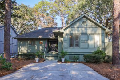 Lake House 25 Wildwood Rd Sea Pines Home. 3 Bedrooms. 2 Bathrooms. Sleeps 9., , on  in South Carolina - Lakehouse Vacation Rental - Lake Home for rent on LakeHouseVacations.com