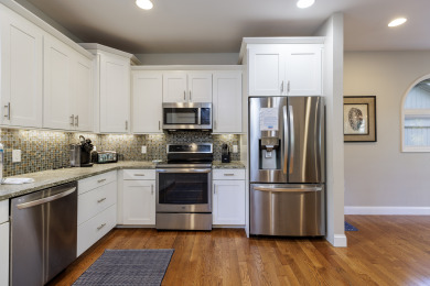 Lake House 25 Wildwood Rd Sea Pines Home. 3 Bedrooms. 2 Bathrooms. Sleeps 9., , on  in South Carolina - Lakehouse Vacation Rental - Lake Home for rent on LakeHouseVacations.com