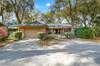 Lake House Newly renovated 3 bedroom Palmetto Dunes home on George Fazio Golf Course, , on  in South Carolina - Lakehouse Vacation Rental - Lake Home for rent on LakeHouseVacations.com