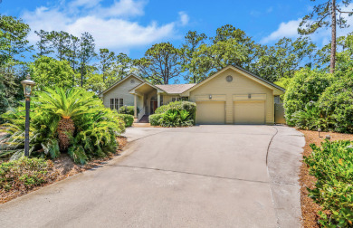 Lake House Newly updated home w multiple living spaces offers pool, lagoon &amp golf views, , on  in South Carolina - Lakehouse Vacation Rental - Lake Home for rent on LakeHouseVacations.com