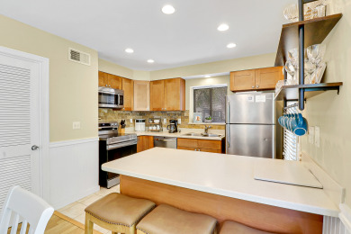 Lake House Wonderful 2 bed 3 bath villa steps away from community pool and beach., , on  in South Carolina - Lakehouse Vacation Rental - Lake Home for rent on LakeHouseVacations.com