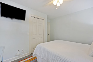 Lake House Fabulous 5 bedroom beach house with heatable pool and short walk to the beach, , on  in South Carolina - Lakehouse Vacation Rental - Lake Home for rent on LakeHouseVacations.com