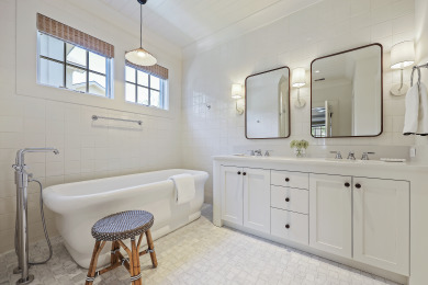 Lake House Charming Completely Renovated 5 bedroom Oceanfront home with private pool , , on  in South Carolina - Lakehouse Vacation Rental - Lake Home for rent on LakeHouseVacations.com