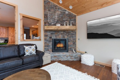 Lake House Blue Sky Paradise Premier 5BR Luxury Cabin with Unrivaled Views , , on  in Tennessee - Lakehouse Vacation Rental - Lake Home for rent on LakeHouseVacations.com