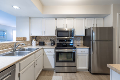 Lake House 7813 Centre Court Palmetto Dunes Villa. 2 bed, 2 bath, sleeps 8, , on  in South Carolina - Lakehouse Vacation Rental - Lake Home for rent on LakeHouseVacations.com