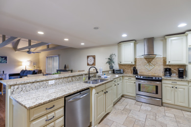 Lake House 652 Queen's Grant 2 Bedroom, 2 Bath Pet Friendly Villa in Palmetto Dunes, , on  in South Carolina - Lakehouse Vacation Rental - Lake Home for rent on LakeHouseVacations.com