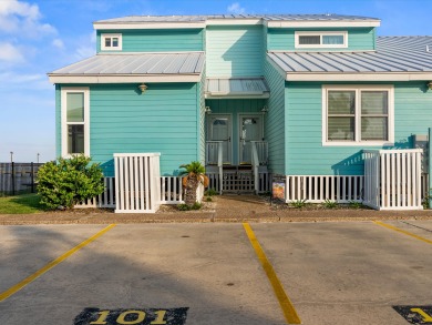 Lake House Pier Perfection-K101 Waterfront luxury living, Pool, Pier, Beach and Launch, , on  in Texas - Lakehouse Vacation Rental - Lake Home for rent on LakeHouseVacations.com