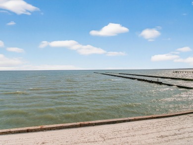 Lake House Kontiki Condo #304! Pool, Pier, Boat Slips, Launch, BBQ, Tennis, Pickle Ball!, , on  in Texas - Lakehouse Vacation Rental - Lake Home for rent on LakeHouseVacations.com