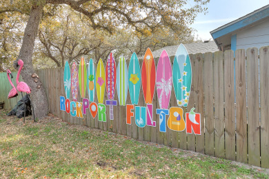 Lake House Sandy Beach Retreat! Charming home, private hot tub, 5 minutes to the Beach!, , on  in Texas - Lakehouse Vacation Rental - Lake Home for rent on LakeHouseVacations.com