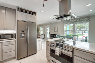 Lake House Sandy Beach Retreat! Charming home, private hot tub, 5 minutes to the Beach!, , on  in Texas - Lakehouse Vacation Rental - Lake Home for rent on LakeHouseVacations.com