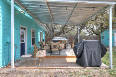 Lake House Sandy Beach Retreat! Charming home, private hot tub, 5 minutes to the Beach!, , on  in Texas - Lakehouse Vacation Rental - Lake Home for rent on LakeHouseVacations.com