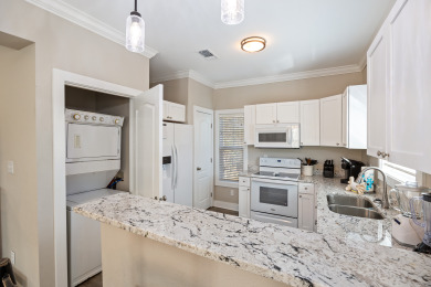 Lake House ISO Families &amp Friends To Make Cherished Beach Vacation Memories! 3 BR2.5 BA, , on  in Florida - Lakehouse Vacation Rental - Lake Home for rent on LakeHouseVacations.com